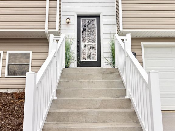 2nd image of 206 Josephine Dr