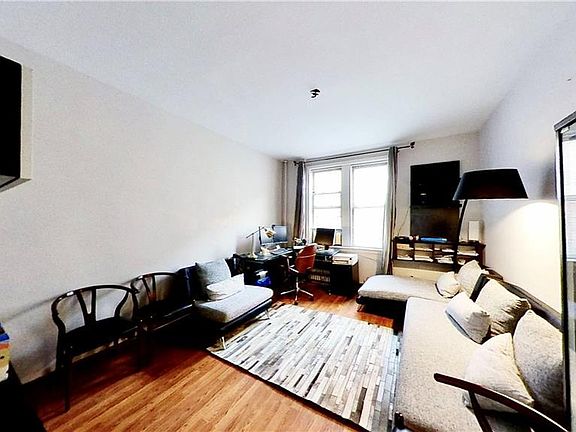 3rd image of 3045 Ocean Pkwy APT 2H