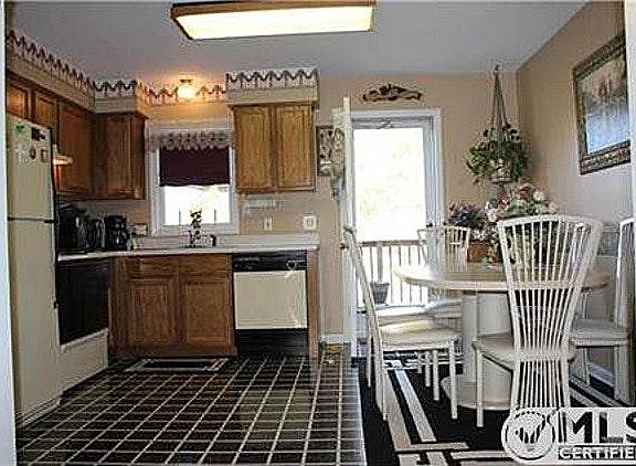 4th image of 1516 Watercress Dr
