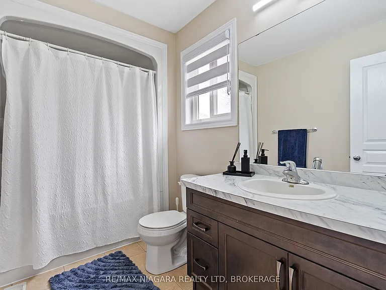 8511 Jennifer Cres — Photo 19