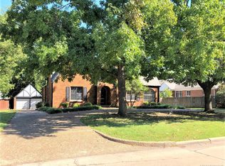 1724 S Johnstone Ave, Bartlesville, OK 74003