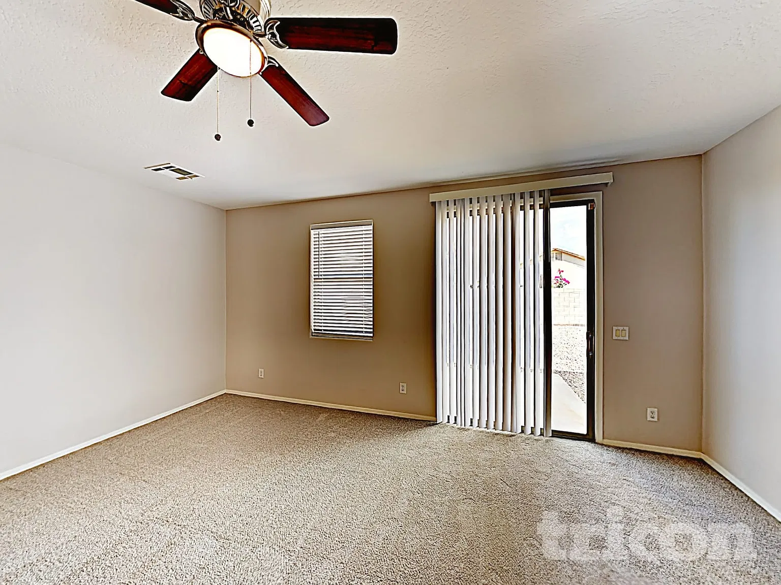 45468 W Guilder Avenue Maricopa AZ — Photo 3