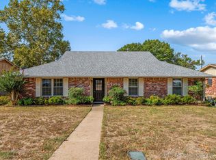 1223 Guinn Ln, Bartlesville, OK 74006