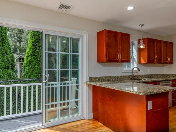 12 Woodbury Ct, Salem, MA 01970