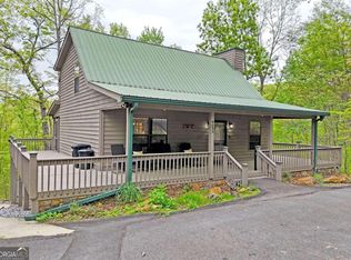 4695 Dogwood Cir, Young Harris, GA 30582
