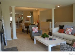 3091 Camden Drive, Troy, MI