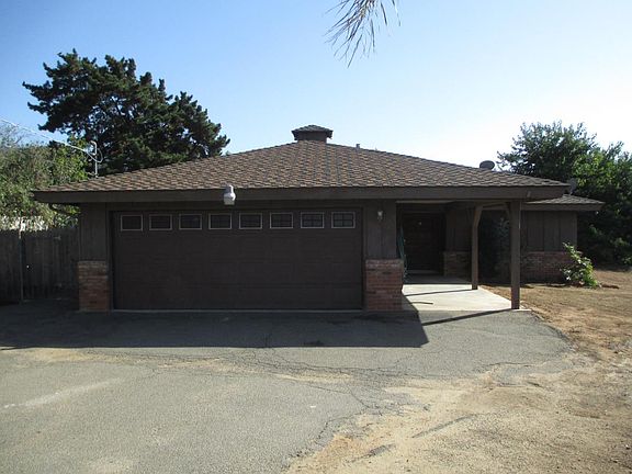 2nd image of 3823 Robinhood Ln #A