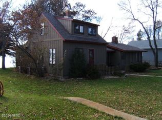 486 N Lake Dr, Watertown, SD 57201