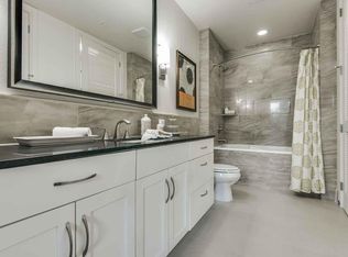 2000 Mid Ln #711, Houston, TX 77027