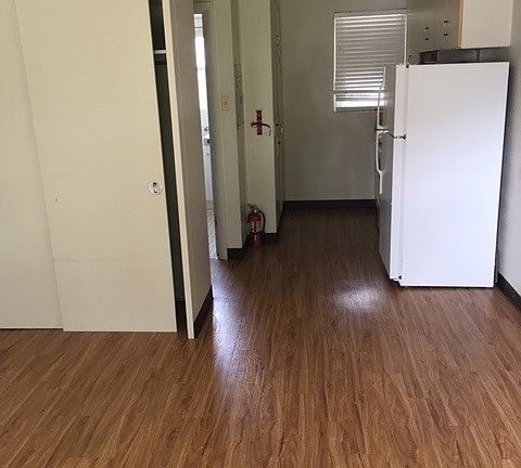 5th image of 420 Central Ave APT 12
