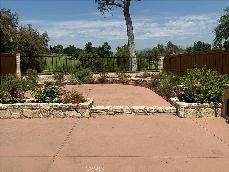 1782 Del Prado — Photo 3