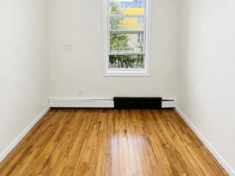 163 Covert St #3 — Photo 4