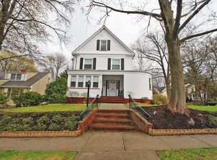 64 Rose St, Metuchen, NJ 08840