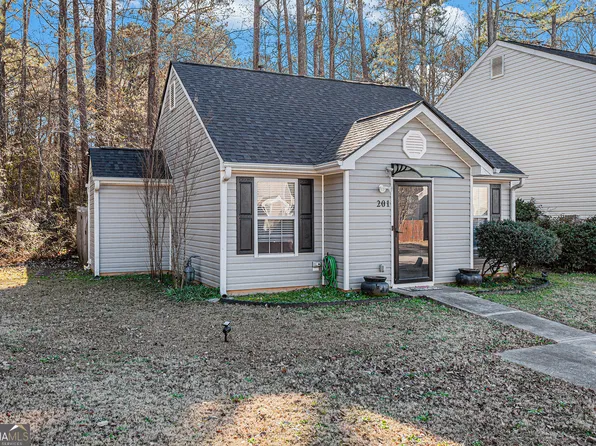 201 Turnstone Rd, Stockbridge, GA 30281