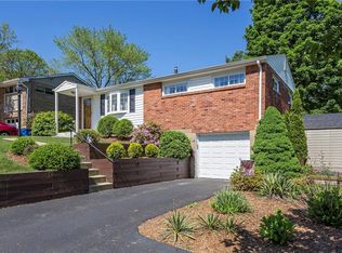 10 Riviera Rd, Pittsburgh, PA 15239