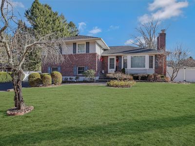 210 Cold Spring Road, Syosset, NY, 11791