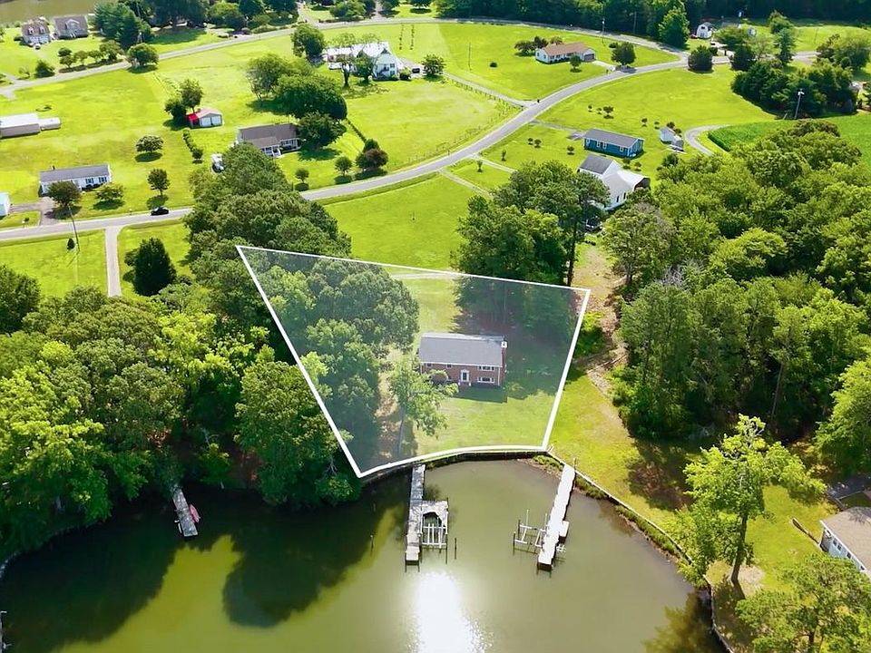 1st image of 279 Harbor Dr