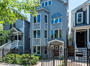 1235 W Barry Ave APT 2, Chicago, IL 60657