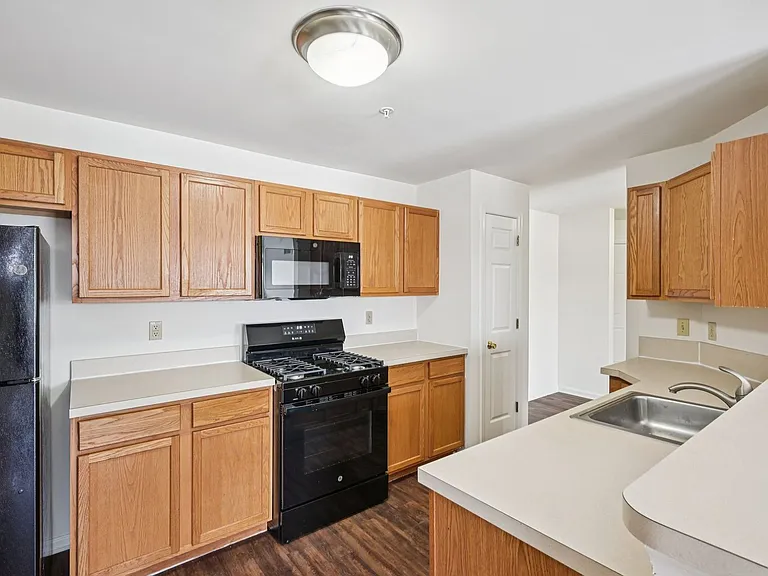 Spring Creek Apartments — Photo 167