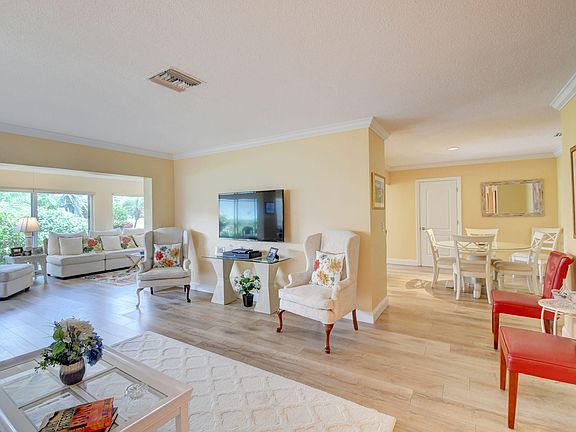 5th image of 2 Slash Pine Drive #2
