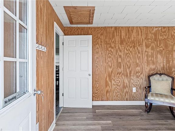 4th image of 1760 Poplar Springs Rd
