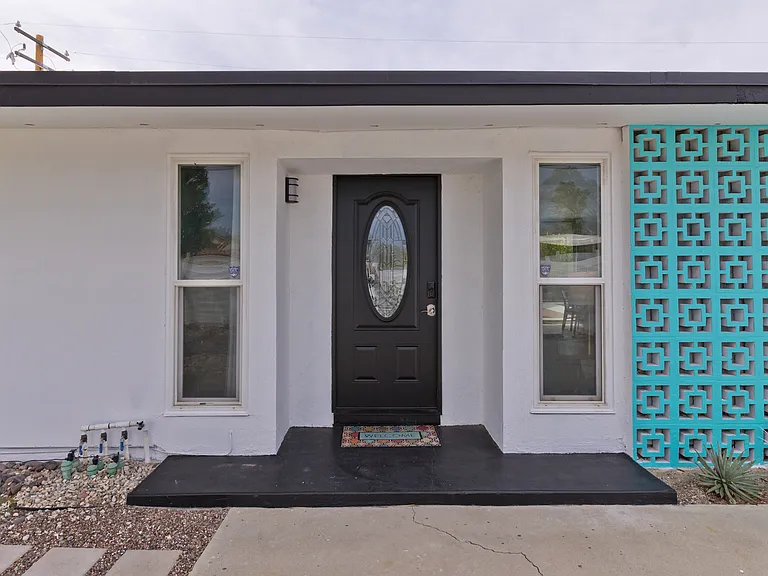 765 W Rosa Parks Rd — Photo 9