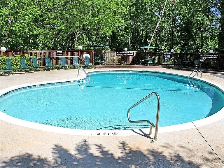 Roper Mountain Woods Apartments Phase 1 — Photo 3