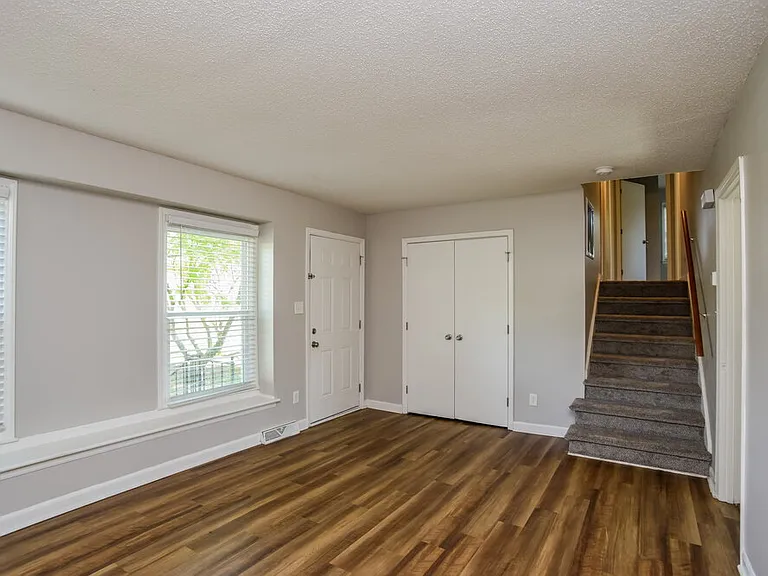 365 Clover Hitch Dr — Photo 4