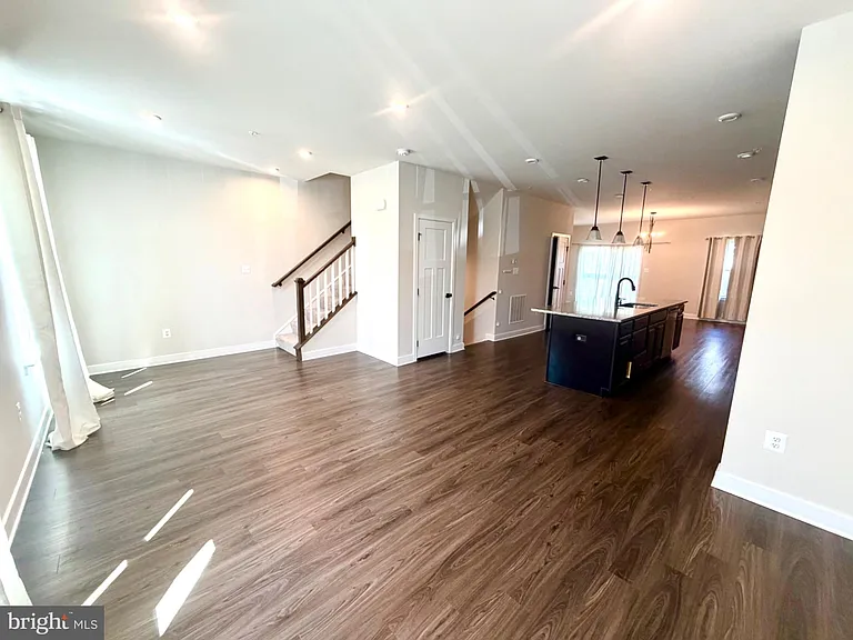 6029 Goshawk St — Photo 18