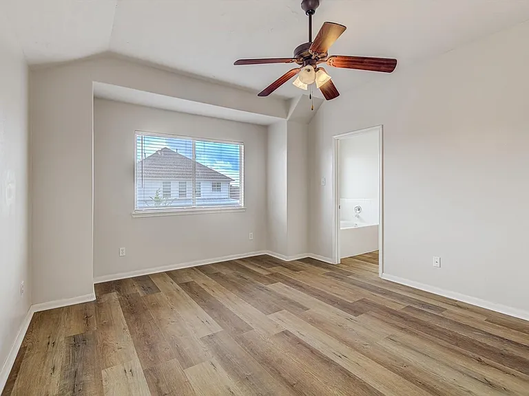 13983 Maximos Dr — Photo 18