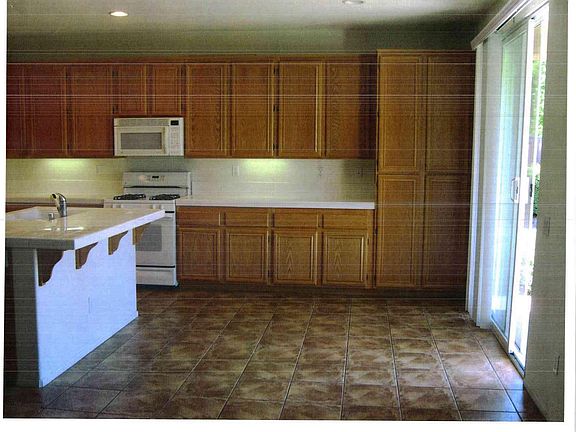 4th image of 29339 Masters Dr