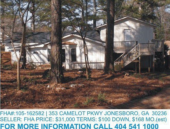 2nd image of 353 Camelot Pkwy