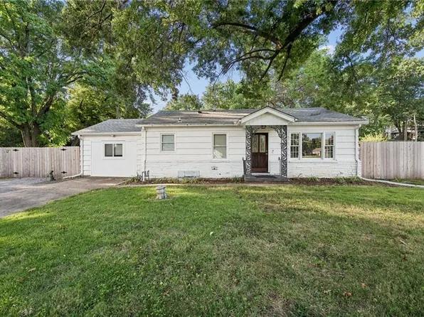 14601 E 39th St S, Independence, MO 64055