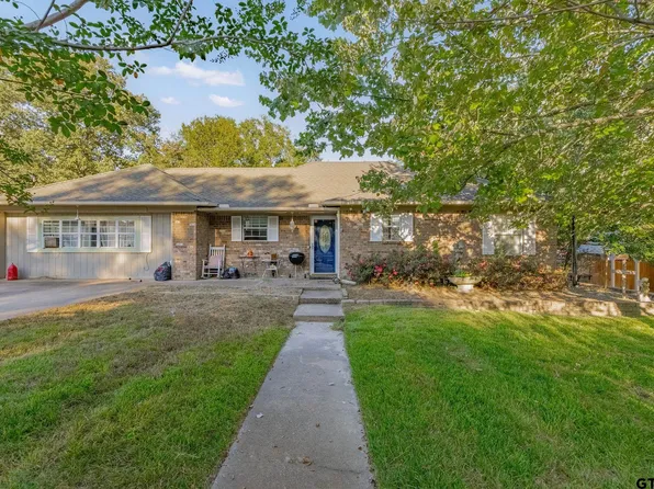 16733 Shadyridge Dr, Tyler, TX 75703