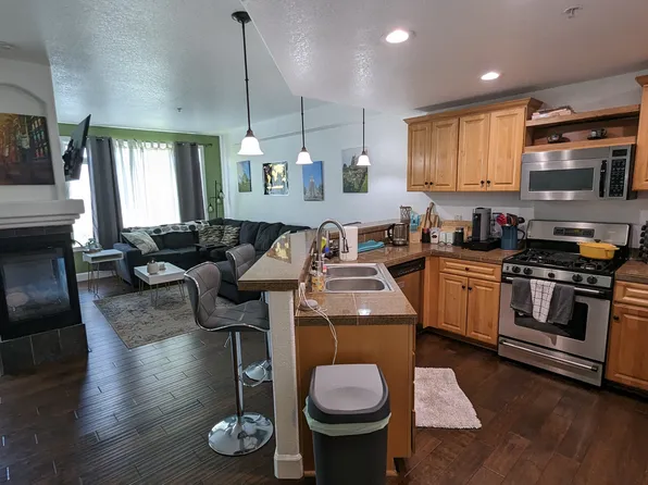 1735 N Ogden St Unit 305, Denver, CO 80218