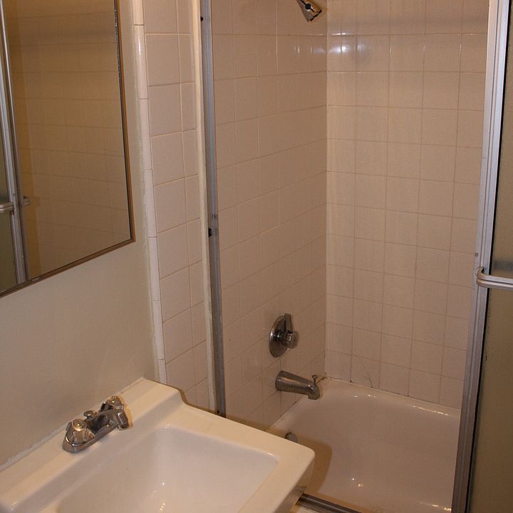 1st image of 1900 N Marianna Ave #1910-212
