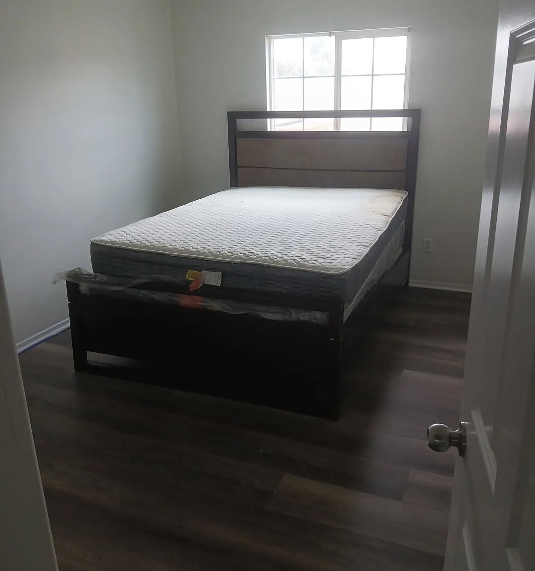 3 bed, 2.5 bath, 1500 sqft, $875 — Photo 2