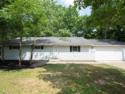 25429 Tyndall Falls Dr, Olmsted Falls, OH, 44138