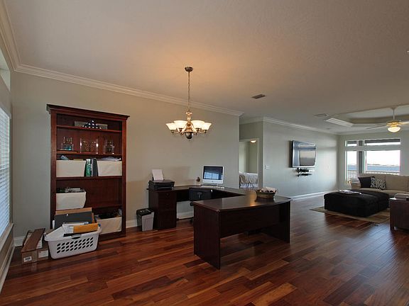 2nd image of 244 Tecumseh Ln