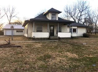 208 N Pine St, Mountain View, MO 65548