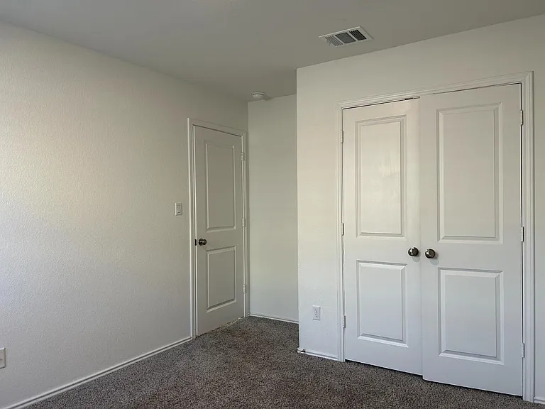 Unit Photo