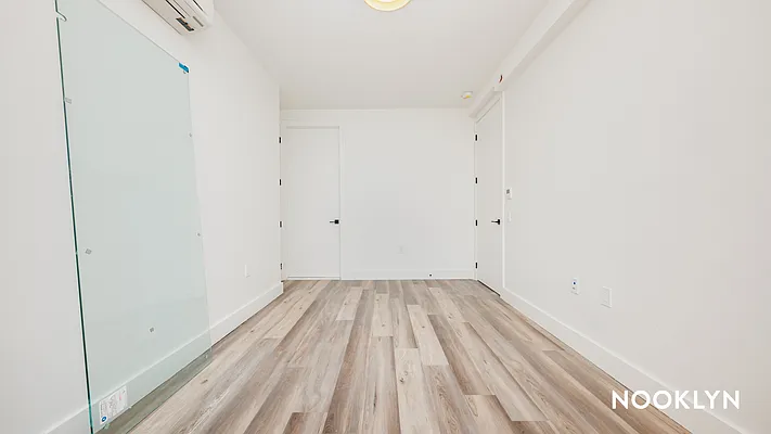 Rented by Nooklyn NYC LLC | media 50