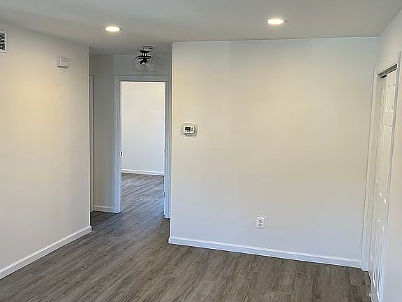 5th image of 316 King St