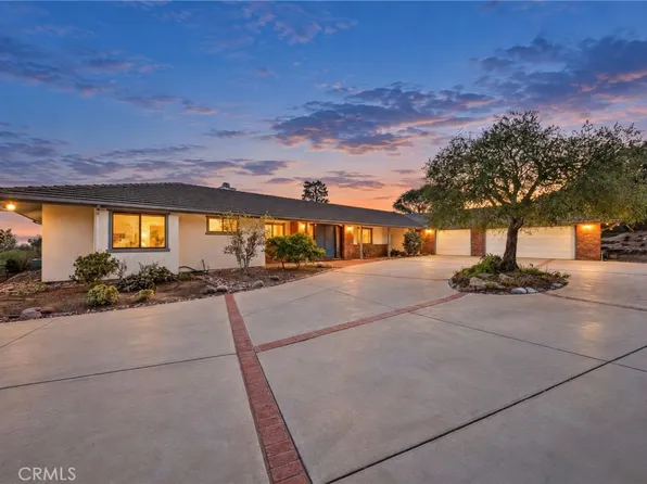 4911 San Jacinto Cir E, Fallbrook, CA 92028