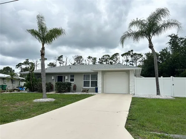2477 Cannolot Blvd, Pt Charlotte, FL 33948