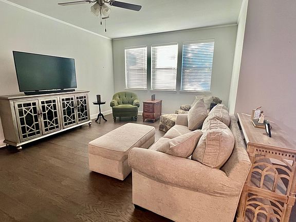 5th image of 651 N Watters Rd #7101