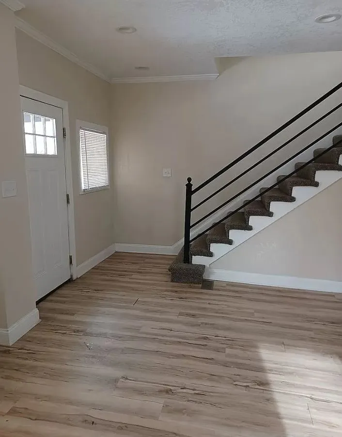 Charming 3BR Home in Manheim Park with Central A/C — Photo 2