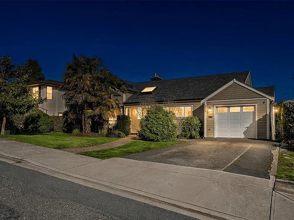 3rd image of 3023 Westdowne Rd