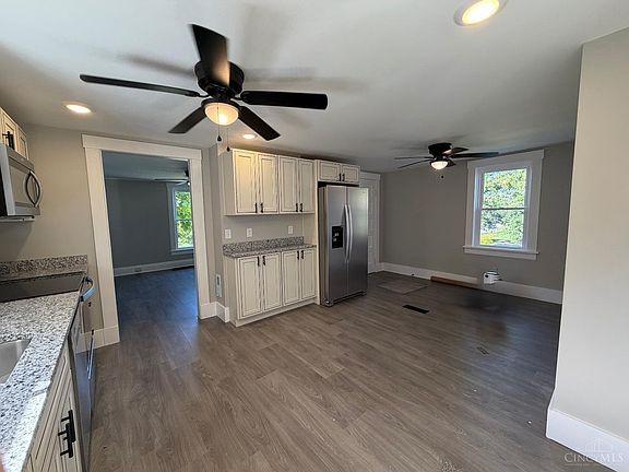 4th image of 3758 Ebenezer Rd