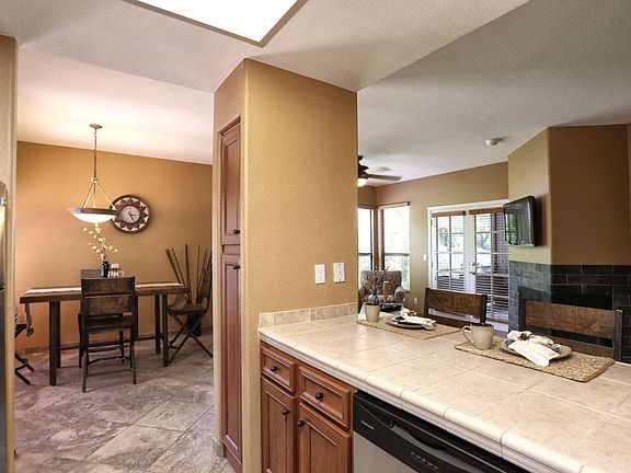 5th image of 6655 N Canyon Crest Dr